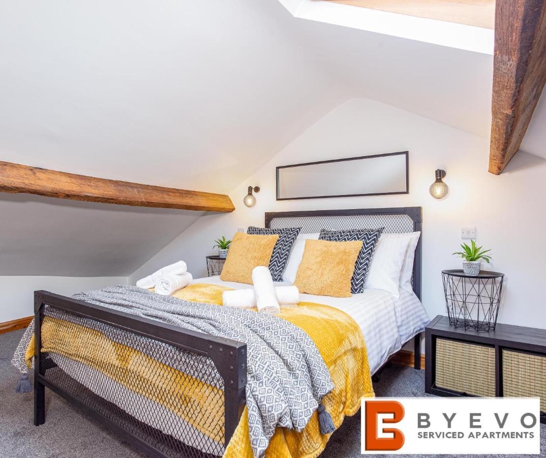 Byevo Oswestry Barn - Quirky Romantic Retreat Or Cosy Contractor Base Екстериор снимка