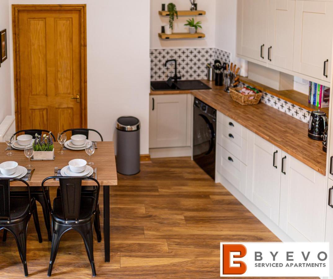 Byevo Oswestry Barn - Quirky Romantic Retreat Or Cosy Contractor Base Екстериор снимка
